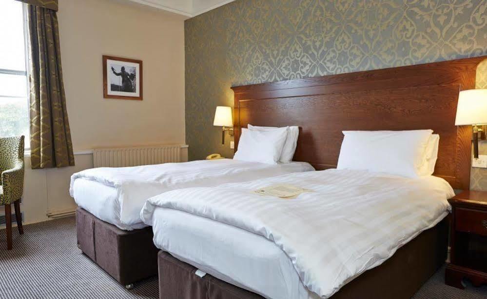 Bell By Greene King Inns Thetford Eksteriør billede